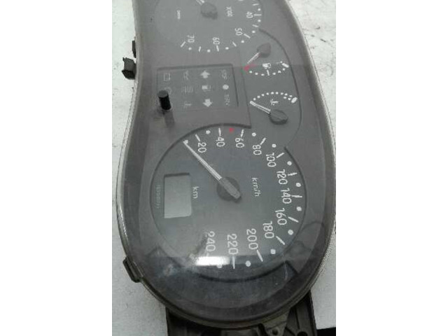 Панель приборов P8200072506, 216602203   Renault Clio II       