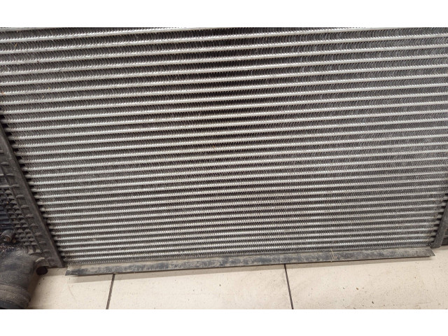 Интеркулер 1K0145803E Volkswagen Touran I