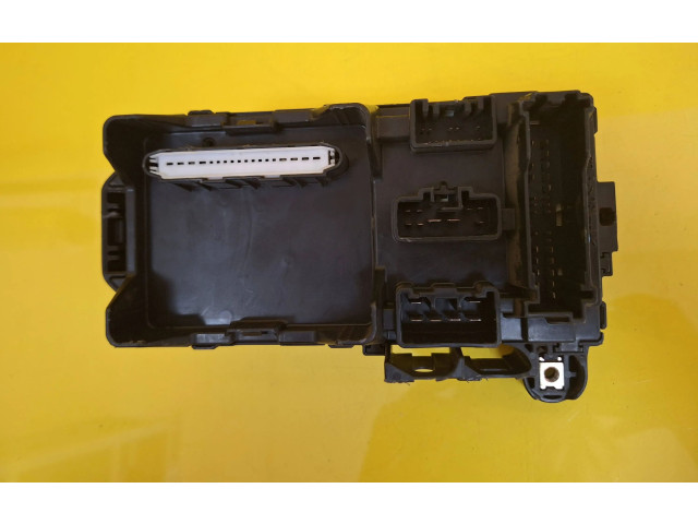 Блок предохранителей Daihatsu Cuore