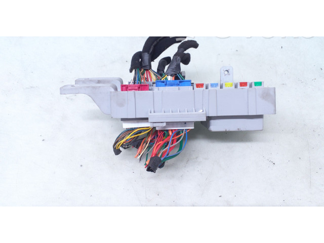 Блок предохранителей 919502B400   Hyundai Santa Fe    