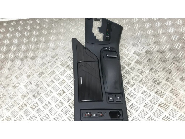 Центральная консоль