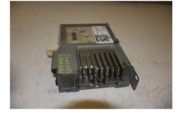 Радио/ проигрыватель CD/DVD / навигация 9818777680   Peugeot Partner III      