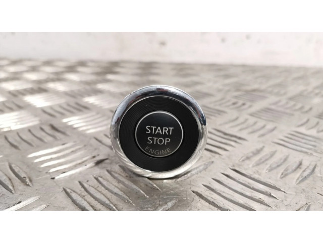 Включатель зажигания и стартера