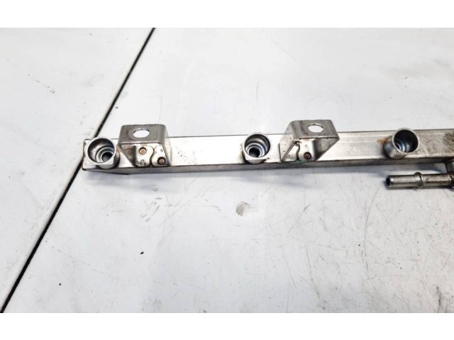 Топливная рампа BMW 5 E60 E61