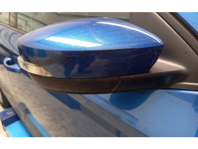 Зеркало электрическое Skoda Fabia Mk3 (NJ) 2015 - 2021 года