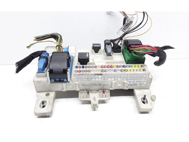 Блок предохранителей 31296881, 31268178 Volvo C70