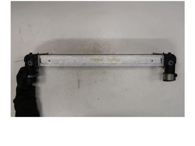 Интеркулер 52152318 Alfa Romeo Tonale