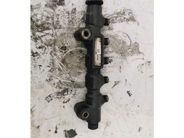 Vstřikovací lišta 9654592680, 120104661 Volvo S40