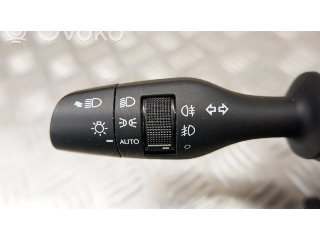 Ручка поворотов/ фонарей