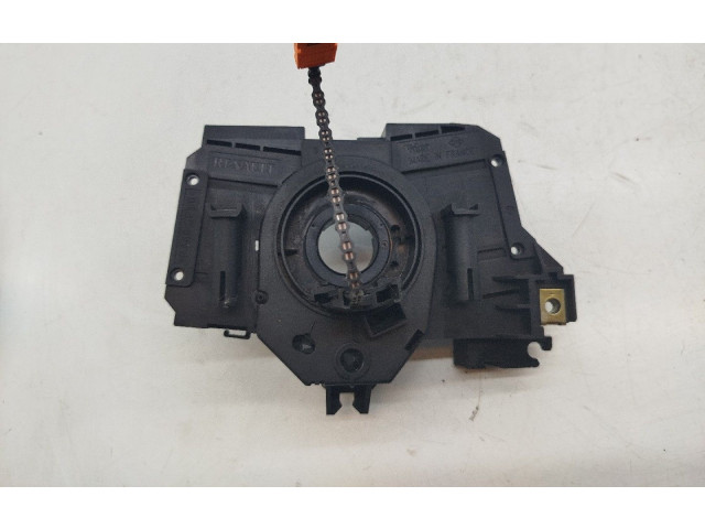 Подушка безопасности водителя 7701045279   Renault Clio II