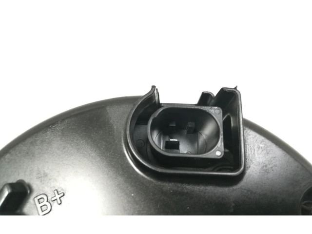 Генератор 04L903027 Audi Q5 SQ5