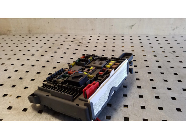 Pojistková skříňka B010105300, 6931687 BMW X6 E71 2011