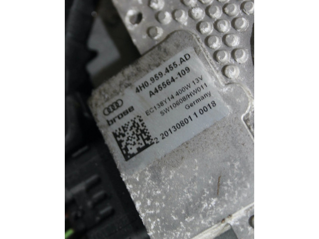 Комплект радиатора     4H0121003N    Audi Q5 SQ5 