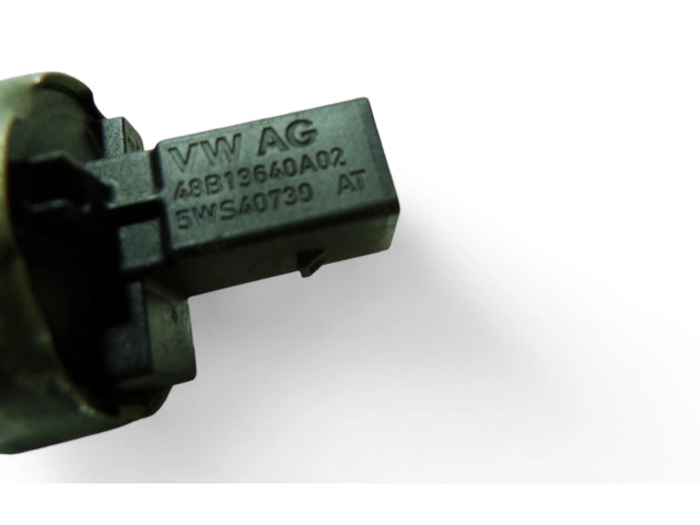 Vstřikovací lišta 03L906051, 03L089H Volkswagen Caddy CAY