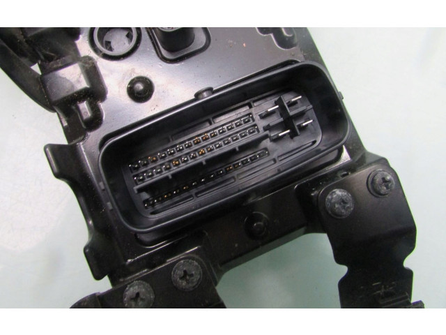 Блок управления АБС 8954053370   Lexus IS III XE30