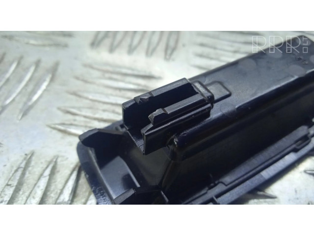 Другой фонарь салона