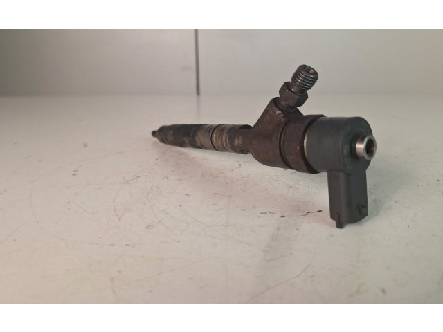 Форсунка 338002A400 Hyundai Getz D4FA