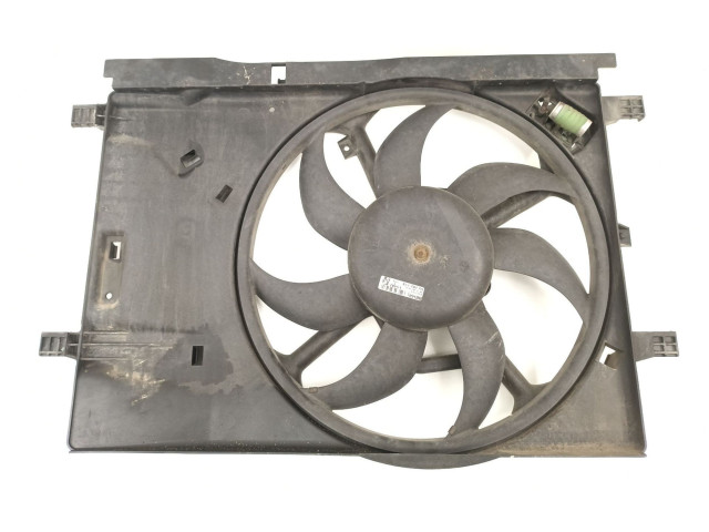 Вентилятор радиатора 51797135, 55702179 Fiat Grande Punto 1.4