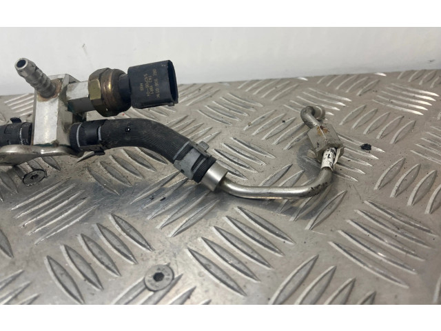 Vstřikovací lišta 079127509CB, 06E906051K Audi A8 S8 D4 4H