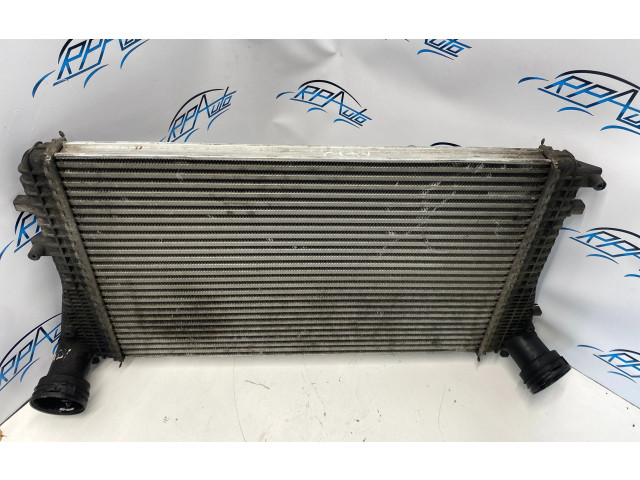 Интеркулер  1K0145803T, N6898002   Volkswagen Touran I 