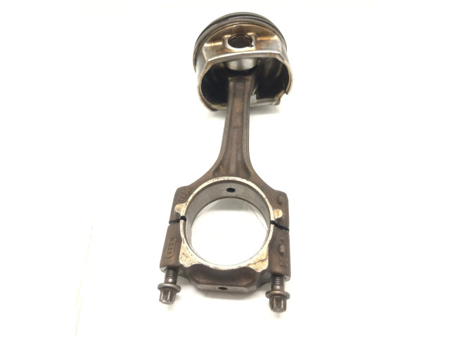  Поршень BPJ 82L143  Audi A6 S6 C6 4F  