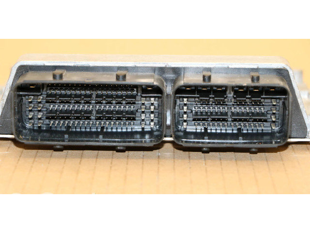 Блок управления двигателя 9832694580, 9843529280 Peugeot 2008 II