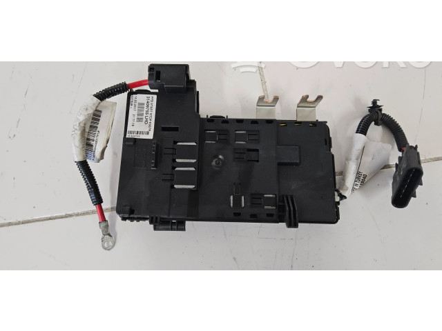 Блок предохранителей 31409755, 537628 Volvo S60