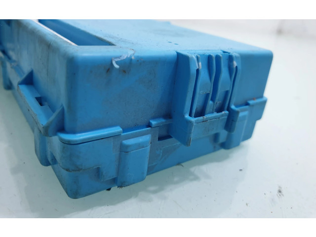   Pojistková skříňka 8637A157   Mitsubishi Pajero 2008