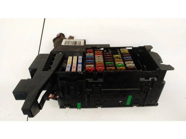   Pojistková skříňka 40004139975   Mercedes-Benz  W169 2004