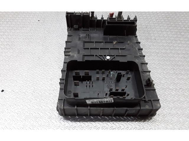 Pojistková skříňka 1K0937125A Seat Toledo III (5P) 2005