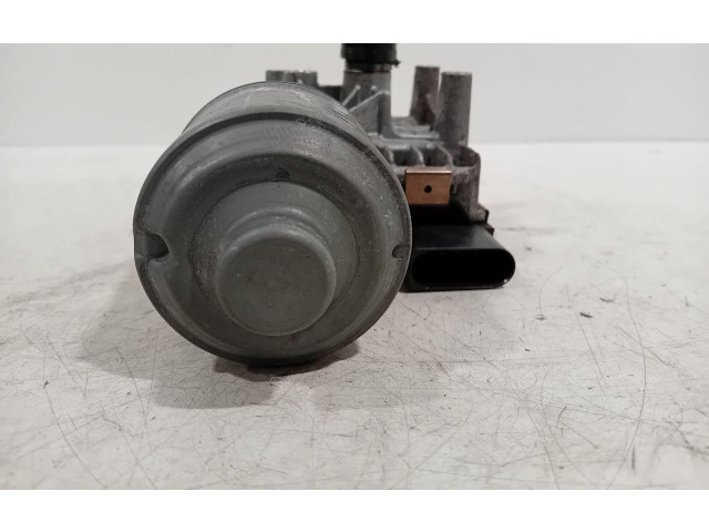 Моторчик дворников     Skoda Yeti (5L)