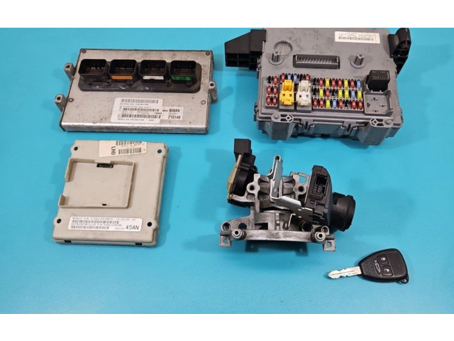 Блок управления двигателем Блок управления 56044656AK, IMPRK1412579 Jeep Cherokee III KJ