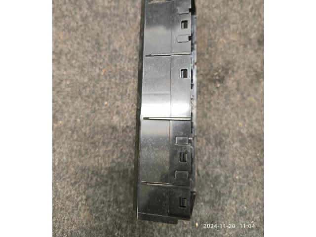 Блок управления климат-контролем 13598157, 544969533   Chevrolet Camaro