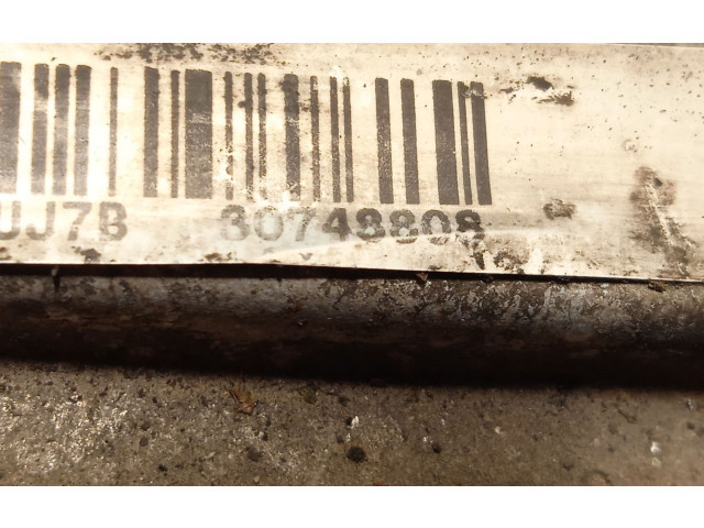 Интеркулер  30748808   Volvo XC90 