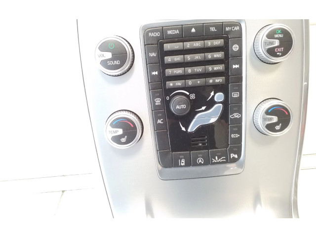Блок управления климат-контролем 31389862   Volvo V70