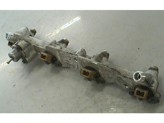 Vstřikovač 939F-9D280 Ford Mondeo MK I