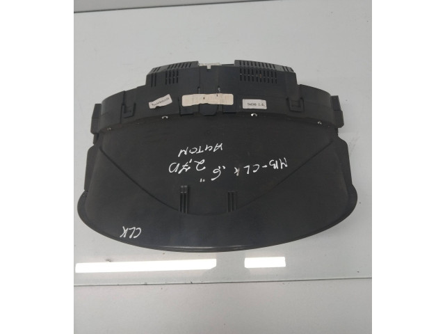 Přístrojová deska Mercedes-Benz CLK A209 C209 2002 110080140020, A2095404211