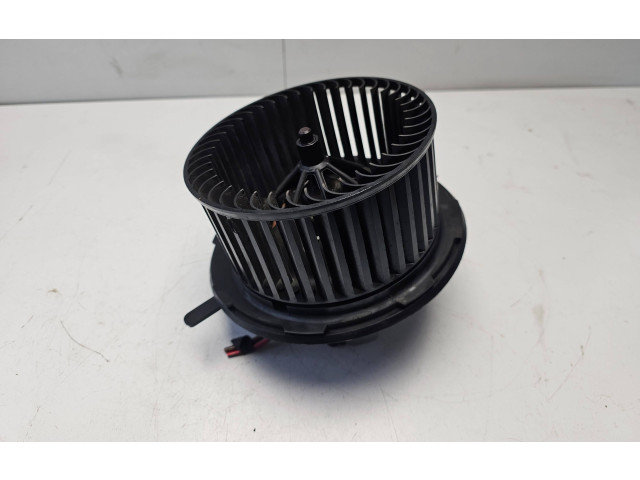 Вентилятор печки    998801R, 23120142C   Volkswagen Caddy