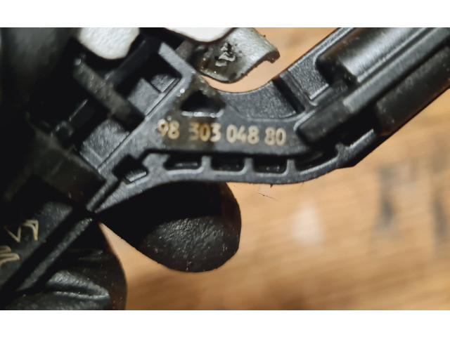 Форсунка 9830304880 Peugeot 208