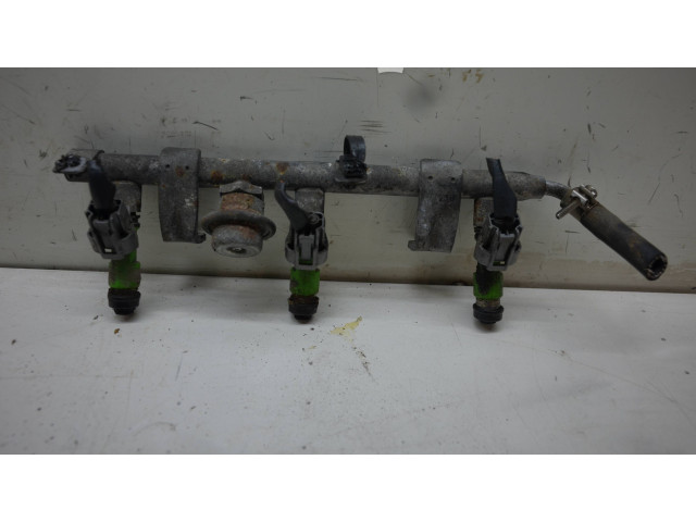 Vstřikovací lišta Subaru Outback (BS)