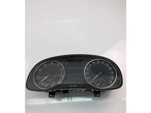 Спидометр (приборный щиток) 6V0920740C Skoda Fabia Mk3 (NJ)