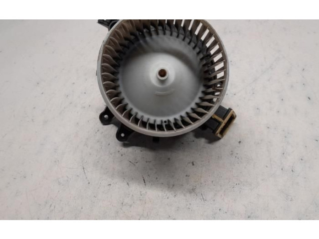 Вентилятор печки    5R2630000, 77366898   Fiat 500L
