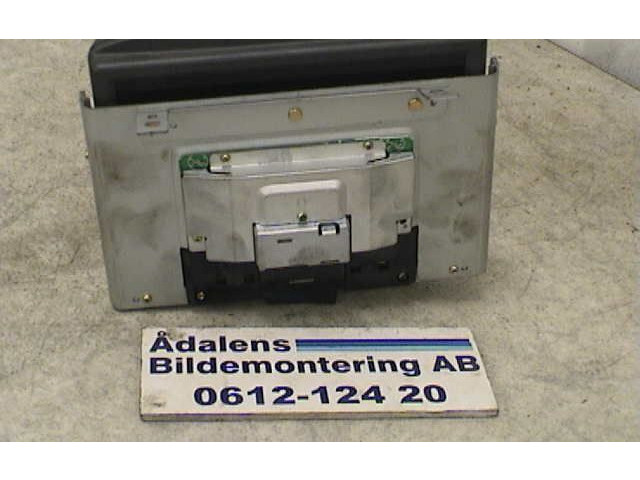 Дисплей    36050098   Volvo XC70