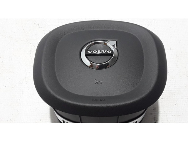 Подушка безопасности водителя 31690213   Volvo XC60