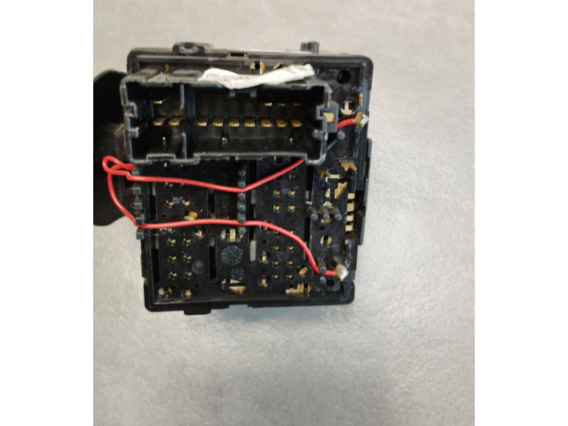 Переключатель дворников 681722712R Dacia Dokker