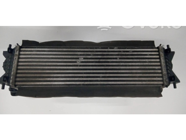 Интеркулер  A4705010700   Mercedes-Benz W470 