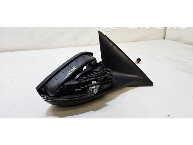 Зеркало электрическое Skoda Scala - года