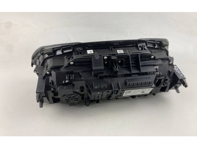 Панель приборов 3V0920794F   Skoda Superb B8 (3V)       