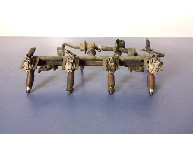 Vstřikovací lišta Suzuki Liana RH416