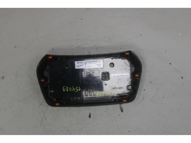 Блок управления климат-контролем    Jeep Renegade